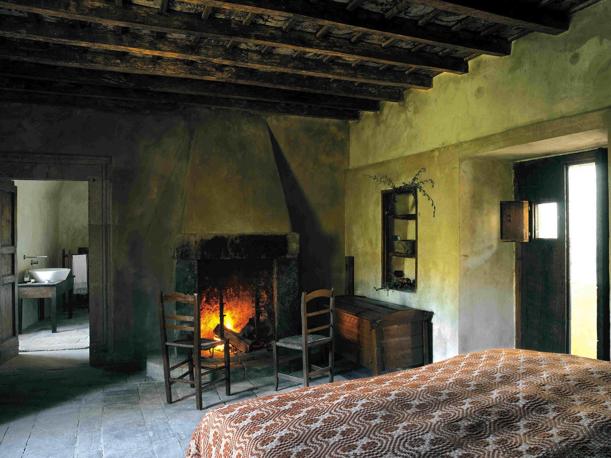 Sextantio Albergo Diffuso Santo Stefano Di Sessanio Phòng bức ảnh